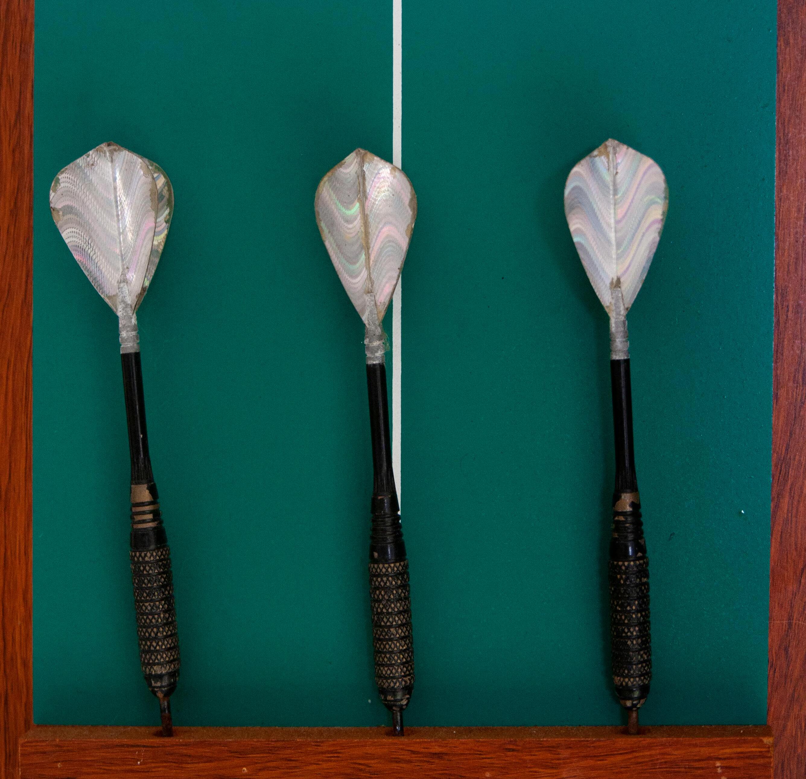 darts
